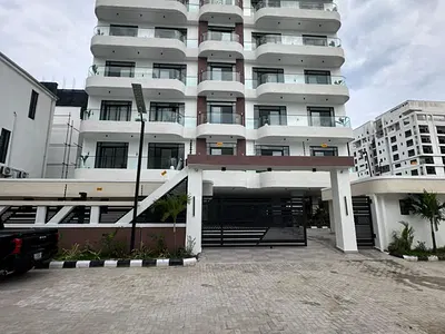 2 Bedroom Apartment with Swimming Pool and Elevator — Lekki, Lagos