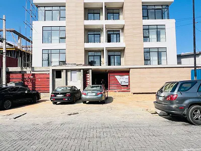 2 Bedroom Apartment + BQ — Lekki Phase 1, Lekki, Lagos
