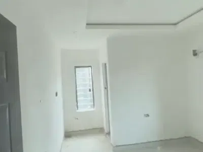 A Decent Newly Built Mini Flat — Off Pedro Road Ladilak, Shomolu, Lagos