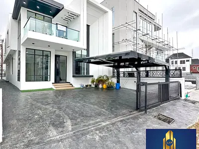Uniquely Designed 5-Bedroom Fully Detach with Pool. Gym, Estate — Lekki, Lagos