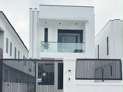 5 Bedroom Fully Detached House — Harris Drive, Lekki, Lagos