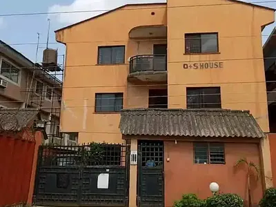 6 Nos of 3 Bedroom Flat — Ameh Street Off Olufemi Ogundana Drive, Surulere, Lagos