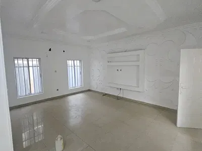 2 Bedrooms Flat — Shangisha, Magodo Phase 2, Magodo, Lagos