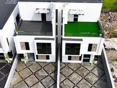 5 Bedroom Duplex with Pentfloor — Ajah, Lagos