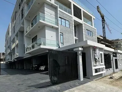 5 Bedroom Penthouse — Ikoyi, Lagos