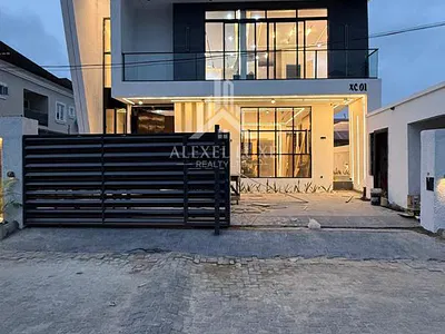 5 Bedroom Detached Duplex — Sangotedo, Ajah, Lagos