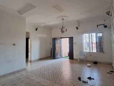 3 Bedroom Flat with Boys' Quarter (Upstairs) — Chevron Toll Gate, Lekki, Lagos