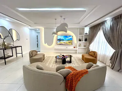 Fully Furnished 3 Bedroom Flat Available — Ikoyi, Lagos