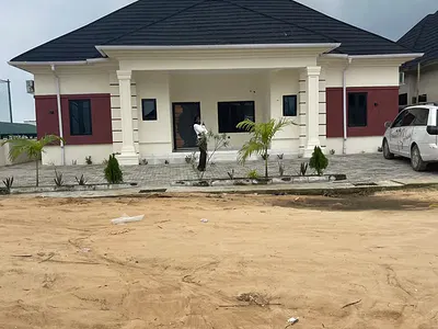 Spacious Modern 4 Bedroom Bungalow with BQ and Solar Power — Eleranigbe, Ibeju Lekki, Lagos