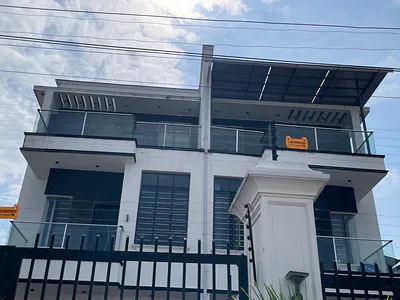 5 Bedroom Semi-Detached Duplex — Lekki, Lagos