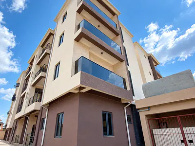 Spacious 1 Bedroom Flat — Ebute Metta West, Yaba, Lagos