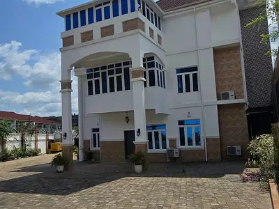6 Bedroom Furnished Fully Detached Duplex, BQ, Serene Neighborhood — Serene Neighborhood, Guzape District, Abuja