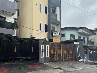 2 Bedroom Apartment — Surulere, Surulere, Lagos