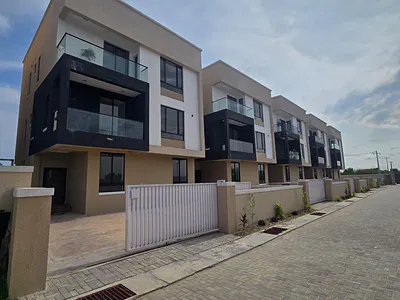 5 Bedroom Detached Duplex with BQ — Lekki, Lagos