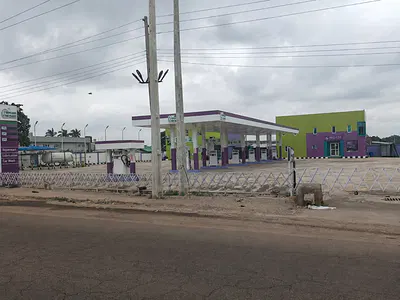 A Purpose-Built Operational Filling Station — Sango–eleyele Road, Eleyele, Ibadan, Oyo
