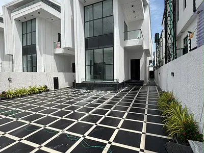 5 Bedroom Fully Detached Duplex — Lekki, Lagos