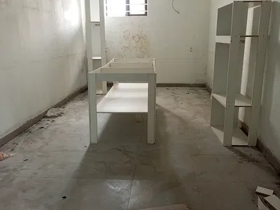 28SQM Shop or Office Visible Mall — Lekki, Lagos