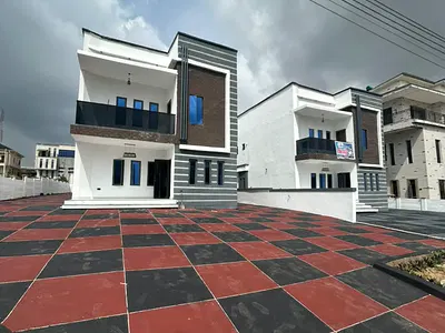 Modern & Exquisitely Built 4 Bedroom Fully-Detached Duplex with Two BQ — Lere Adigun GRA, Ibadan, Oyo