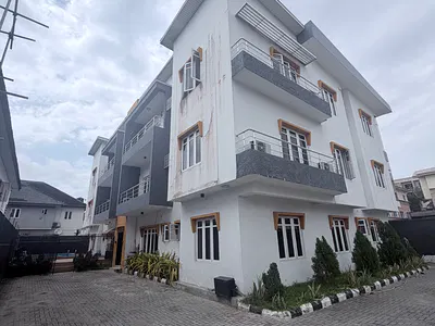 3 Bedroom Apartment — Off Durosimi Etti Street, Lekki Phase 1, Lekki, Lagos