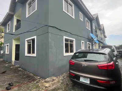 Spacious Luxury 2 Bedroom Flat Upstairs and Downstairs — Mobil Road Ilaje, Ajah, Lagos