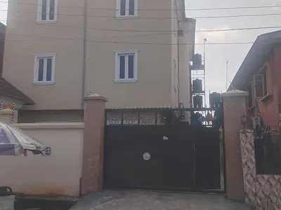 Block of 6 Flats — Waec Side, Jibowu, Yaba, Lagos