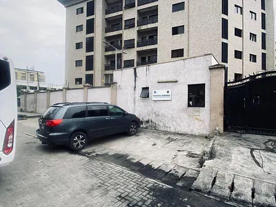 Luxury& Well Built 22 Units of 3 Bedroom Flats with BQ on 4000SQM Land — Victoria Island (VI), Lagos