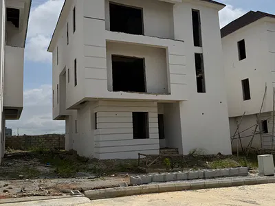 5 Bedroom Detached Duplex — River Parks Estate, Lugbe District, Abuja