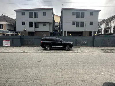 3 Bedroom Apartment — Lekki Phase 1, Lekki, Lagos