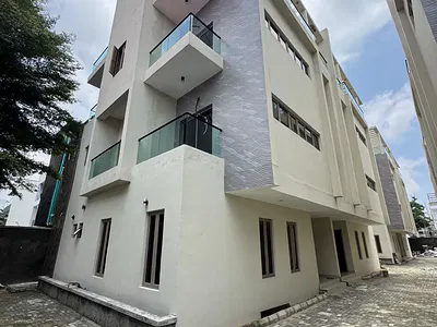 Luxury 5 Bedroom Home — Ikoyi, Lagos