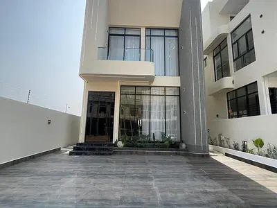 5 Bedroom Luxury House — Lekki Phase 1, Lekki, Lagos