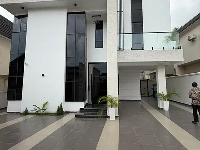 6 Bedroom Fully Detached Duplex — Apo Resettlement, Apo, Abuja