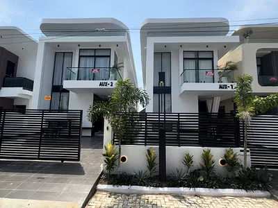 Luxury 5 Bedroom Detached Duplex + BQ, Pool, Home Salon — Lekki, Lagos