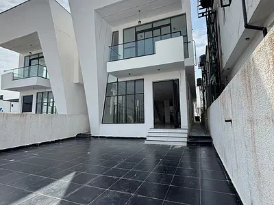 5 Bedroom Fully Detached Duplex — Ajah, Lagos