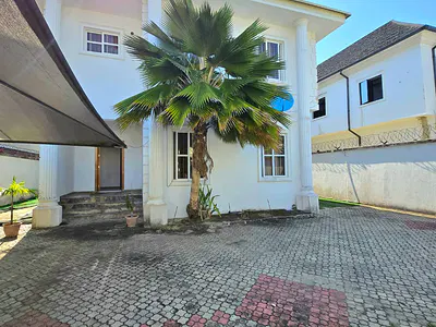 5-Bedroom Fully Detached Duplex with 2-Room BQ — Lekki, Lagos