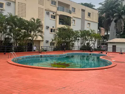 Spaciously Clean 4 Bedroom Apartment, Swimming Pool Etc. — Ikoyi, Lagos