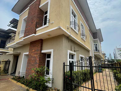 Exquisite 5 Bedroom Detached Duplex with BQ Gym — Chevron, Lekki Phase 2, Lekki, Lagos