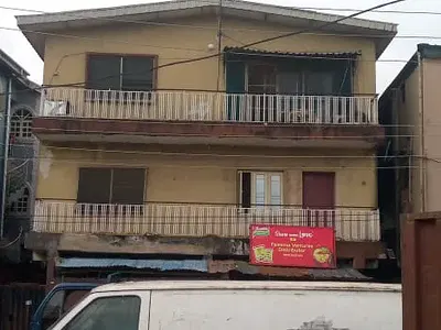 2 Storey Commercial Building — Along Lagos Road Beside Ikorodu Garage., Ikorodu, Lagos