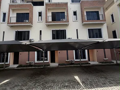 4 𝐛𝐞𝐝𝐫𝐨𝐨𝐦 𝐭𝐞𝐫𝐫𝐚𝐜𝐞 𝐝𝐮𝐩𝐥𝐞𝐱 — Lekki, Lagos