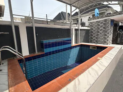 5 Bedroom Detached Duplex — Lekki, Lagos