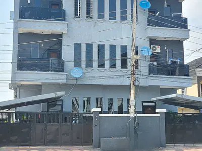 A Room & Parlour/Mini Flat Upstairs — Osapa Estate, Osapa, Lekki, Lagos