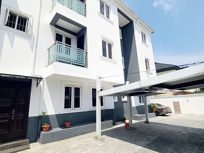 Newly Renovated 3 Bedroom Flat — Lekki, Lagos
