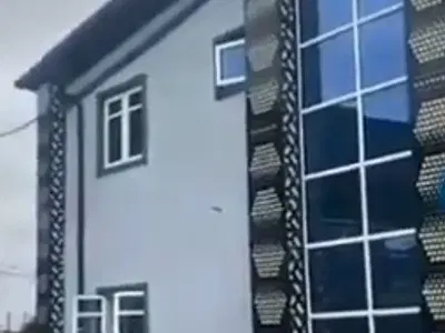 Functioning 5 Star Hotel with 20 Rooms and 2 Suites — Canoe via Ajao Estate to Airport Road, Isolo, Lagos