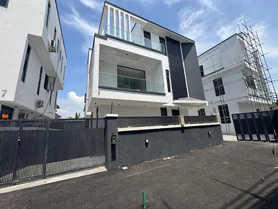Newly Built & Luxury 5 Bedroom Detached Duplex — Omole Phase 2, Ikeja, Lagos