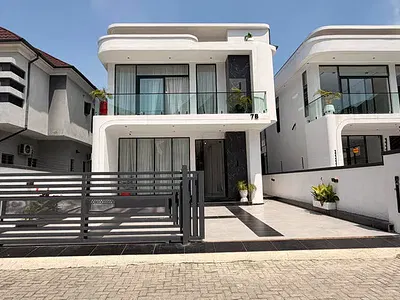 Luxury 5 Bedroom Detached House with Swimming Pool and Boys Quarter — Harris Drive, VGC, Lekki, Lagos