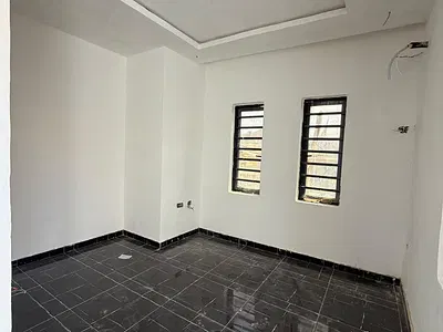 2 Bedrooms Duplex — Behind Ace Mall, Oluyole Estate, Ibadan, Oyo