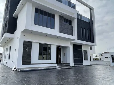 7 Bedroom Luxury Fully Detached Duplex Plus 2 Room BQ with C of O — Lekki, Lagos