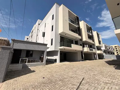 Luxury 4 Bedroom Terrace House with Boys Quarter and Elevator — Lekki Phase 1, Lekki, Lagos