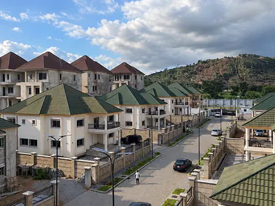 BRND New 5 Bedroom Gated Detached Duplex, BQ, Acs, Family Lounge — Maitama District, Abuja