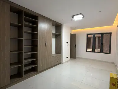 Beautiful Spacious 3 Bedroom Apartment — Banana Island Road, Ikoyi, Lagos