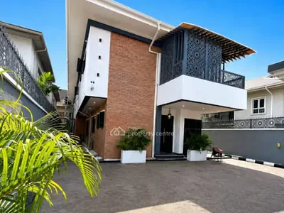 5 Bedroom House with Swimming Pool and BQ — Lekki Phase 1, Lekki, Lagos